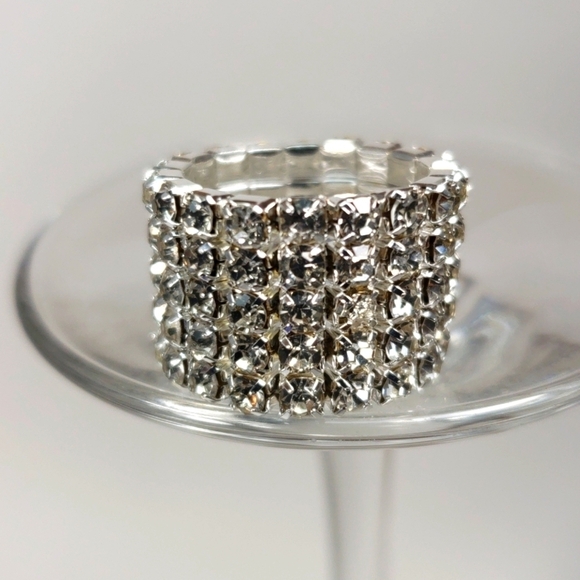 Silver Stretch Ring with Clear Rhinestones – Glamorous Wide Band Bling - 5 Rows - Picture 9 of 9